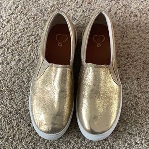 Gold sneaker